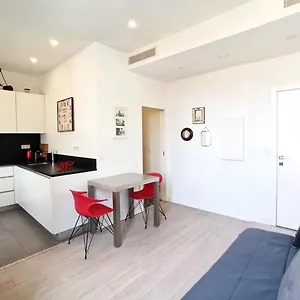 https://viva-riviera-3-rue-commandant-andre.fr-provencehotel.com