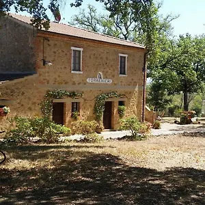 https://agriturismo-torrenieri.it-tuscanyhotel.com