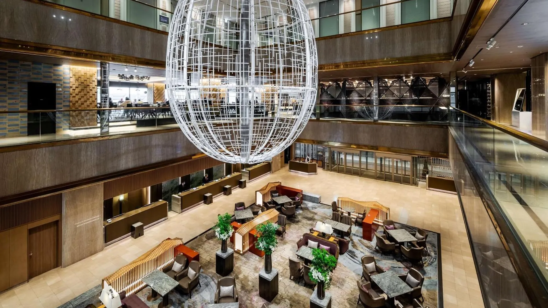 Hilton Osaka Hotel