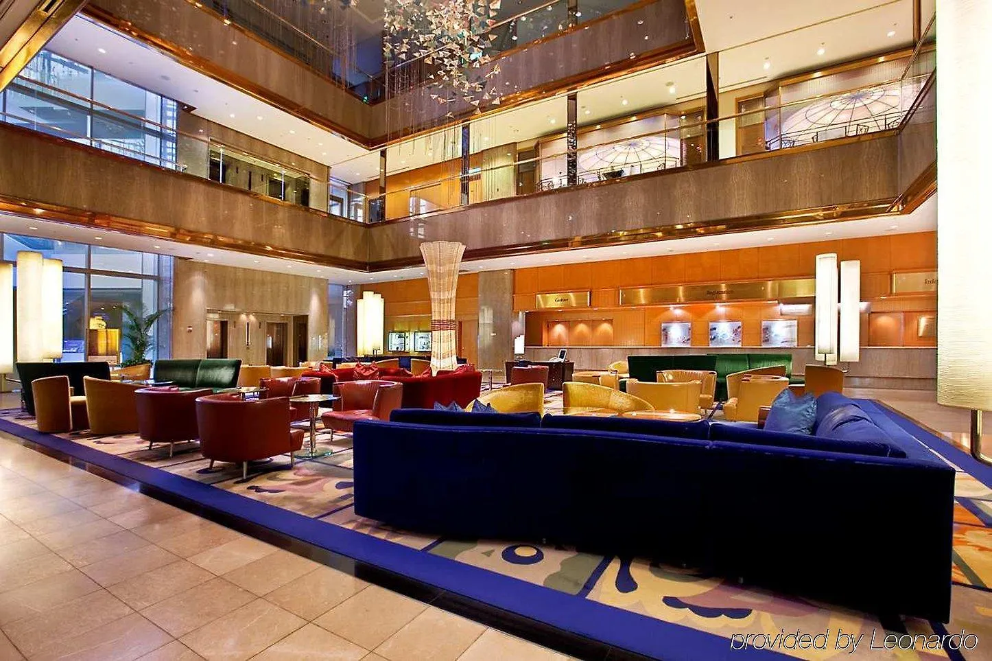 Hilton Osaka Hotel 5*,
