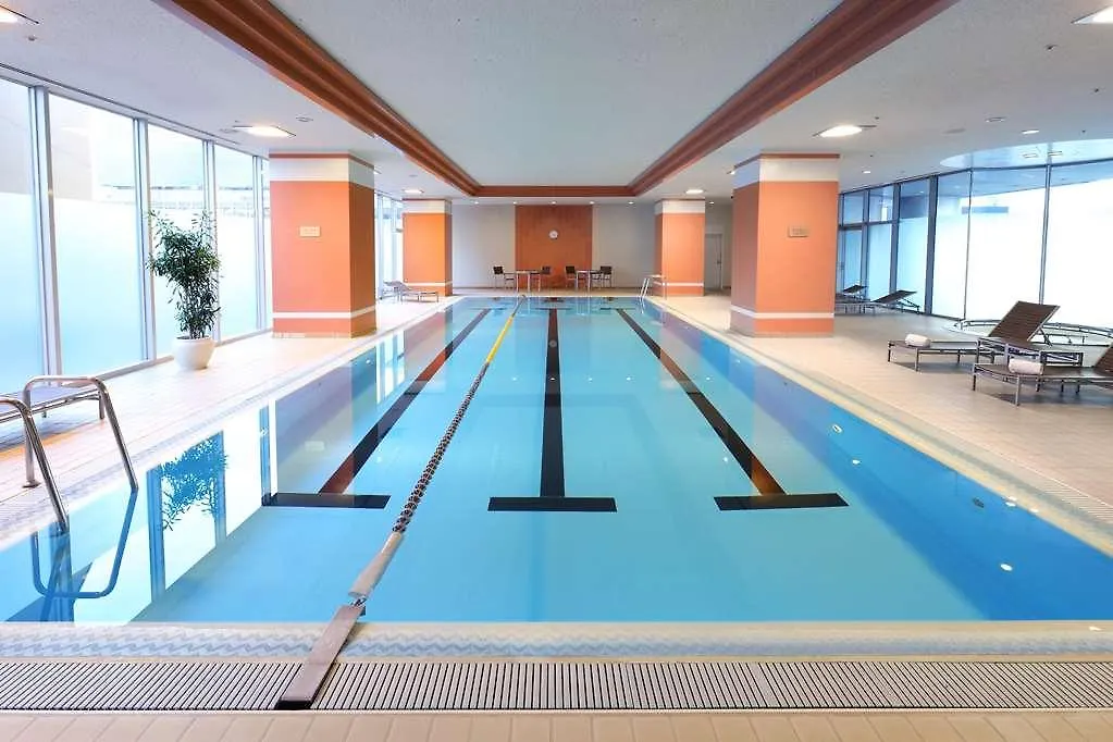 Hilton Osaka Hotel 5*,