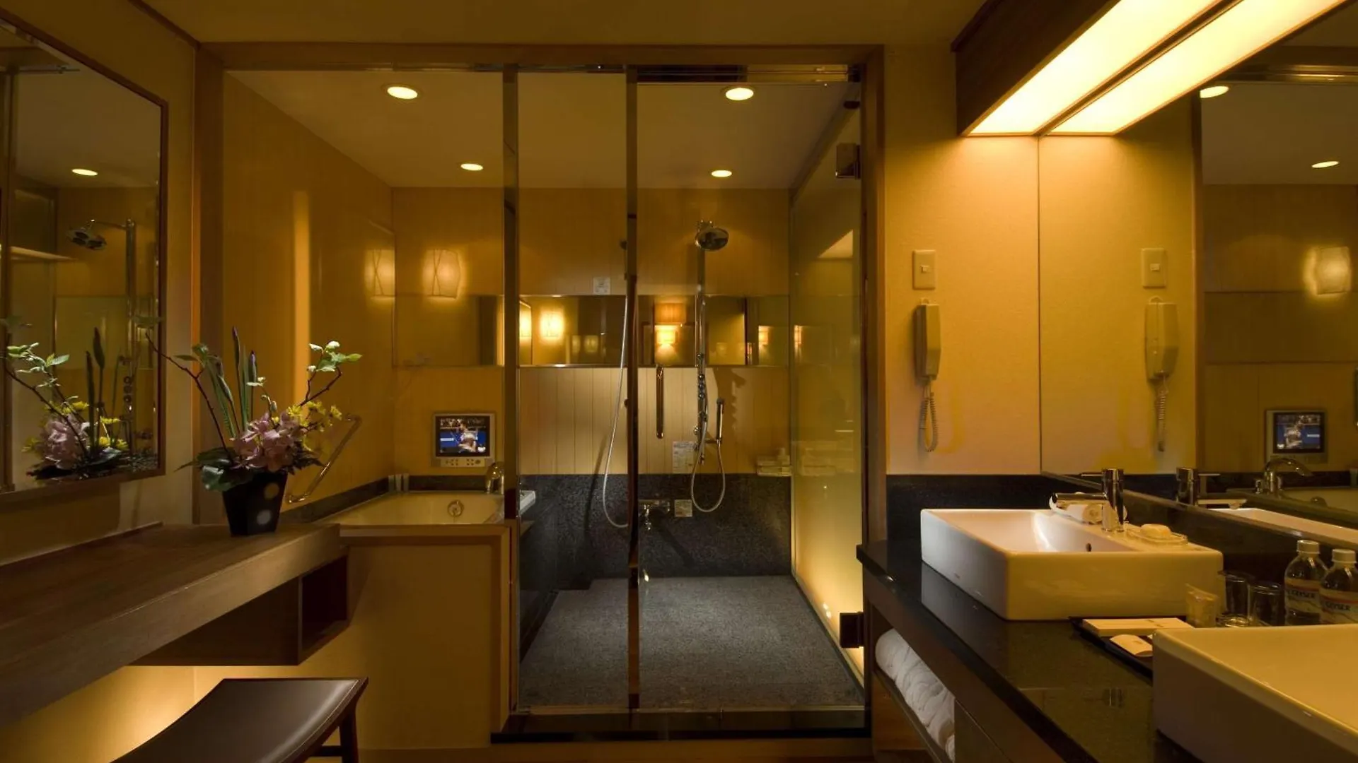 Hilton Osaka Hotel